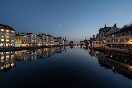 A shot taken with the above-mentioned 14mm lens and compressed RAW.