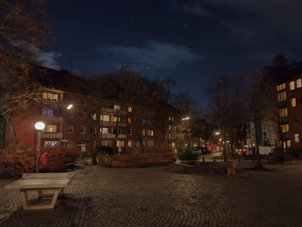 OnePlus Nord CE 2: Nachtmodus, aber Händchen nicht ruhig genug.