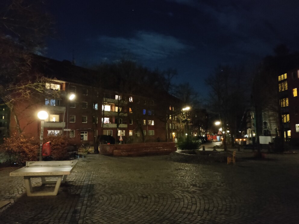 OnePlus Nord CE 5G: Automatik bei Nacht.
