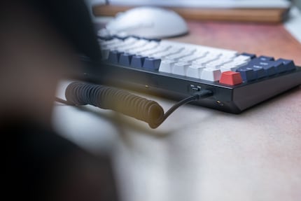The switch between Mac and Windows as well as the USB-C port are located at the back left.