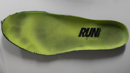 The pauper’s pedobarography: the outline of my foot is visible on the insole and the pressure points are easy to recognise.