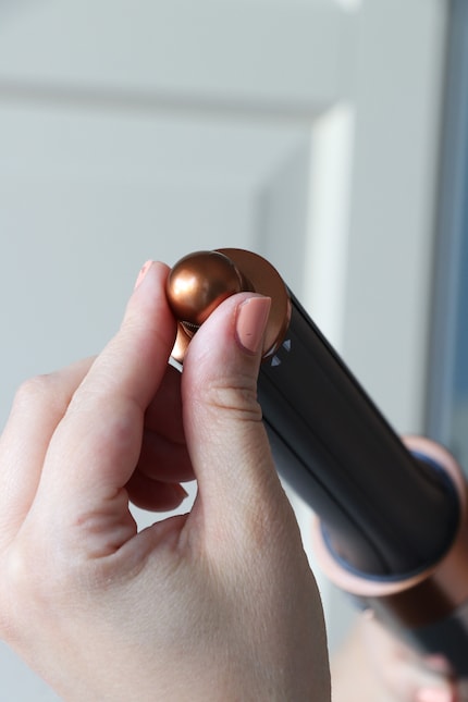 Neu: Einmal drehen und schwupps ändert sich die Drehrichtung der Haarsträhne.