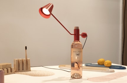 This beautiful variation on an everyday object is also suitable for the desk.