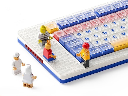 Die Pixel ist komplett mit Klemmbausteinen von Lego kompatibel.