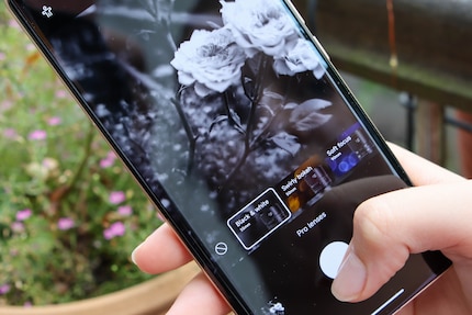 You’ve got three extra modes to choose from when taking portrait photos.