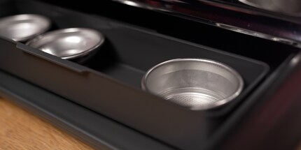 The four sieve inserts provided can be easily stowed away.