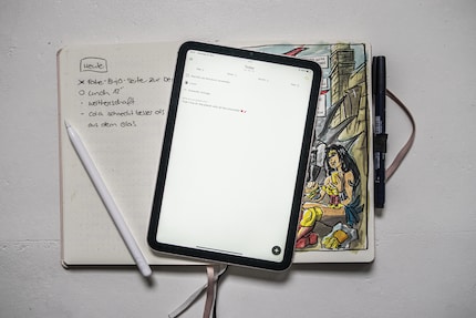 Das Tablet funktioniert als Ersatz für meine Agenda, benötigt aber einiges an Strom.