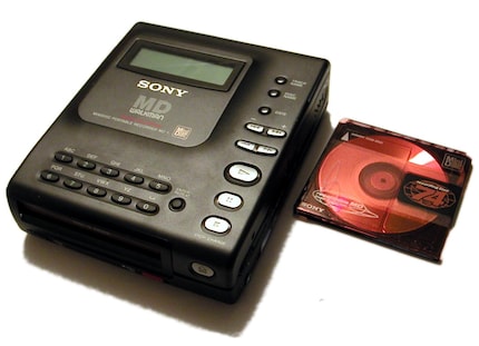  Der allererste MiniDisc-Rekorder.