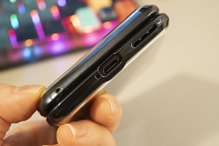 The case is well-meaning, but it doesn’t exactly fit the ports on the Razr 2022.