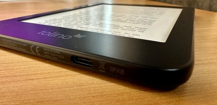 The USB-C port is further down. Unfortunately, it’s not slap bang in the middle, so I can’t plug it in without thinking about it.