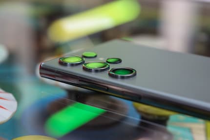 Die «Spinnenaugen» bleiben auf der Rückseite des Galaxy S23.