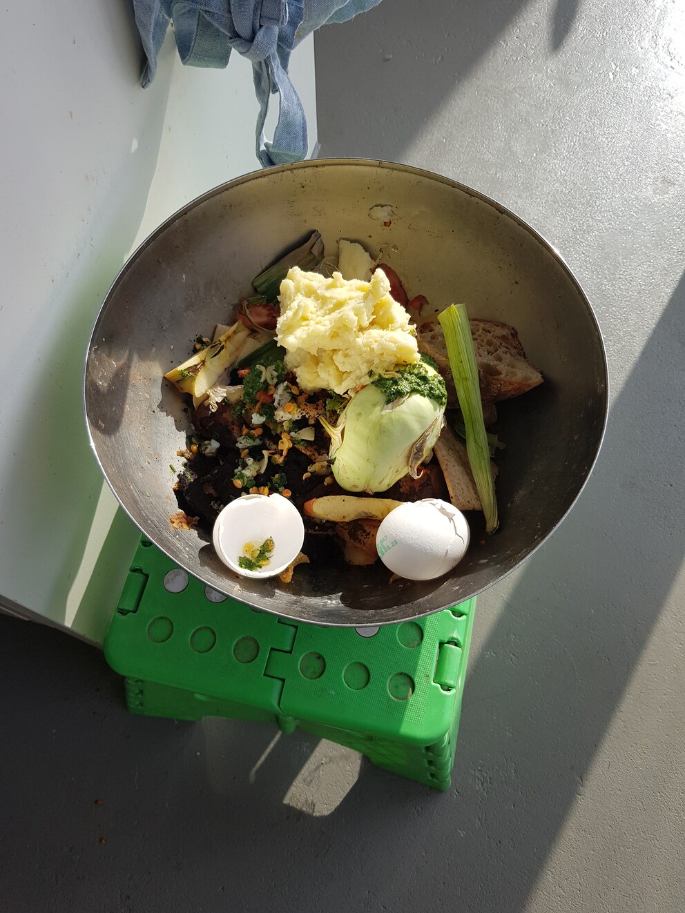 Granted, our compost bowl is only three steps away from the sink. But that’s still too far for me.