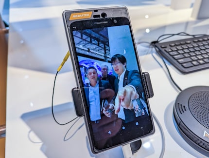 The video call demonstrated via satellite at the MediaTek stand is pixelated.