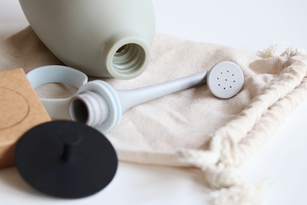 Bidetlity’s portable bidet also comes in two other colours: anthracite and burgundy.