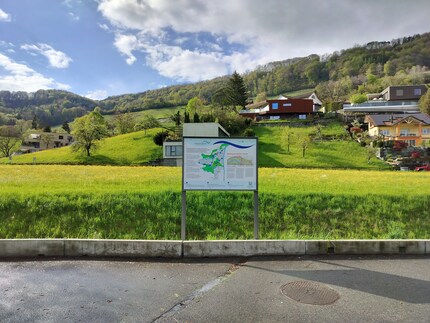 Beim einfachen Zoom ergibt sich ein schönes Bild, die Schrift bei der Tafel ist aber unleserlich.
