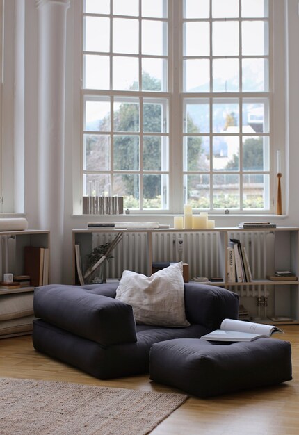 Dimensionen: 95 x 90 x 100 cm, Sitzhöhe: 22 cm | Material: Polyester, Baumwolle