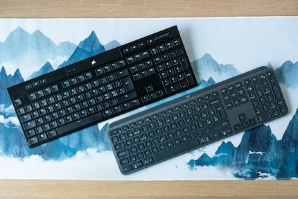 Die Corsair K100 Air (oben) wird meine weniger als halb so teure Kaugummi-Logitech nicht verdrängen.