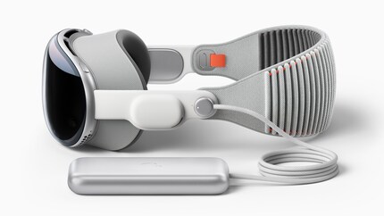 Um das Gewicht des Headsets tief zu halten hat Apple den Akku ausgelagert