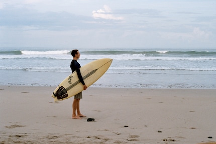 For photos like this, the AE-1 Program has a self-timer. Because it doesn’t cost the earth, I’m not afraid to hide it behind a coconut for the subsequent surf session.