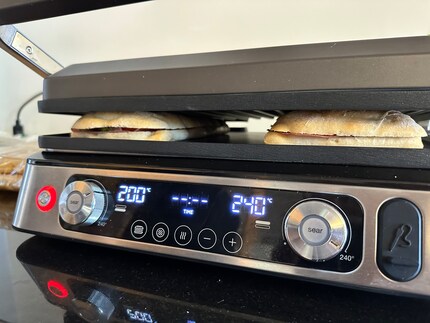 For the paninis, I adjusted the lid so that it pressed on the rolls a little.