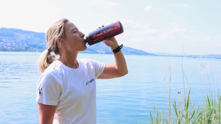 Aus dem See trinken: Der Membranfilter hält Bakterien und Mikroplastik zurück.