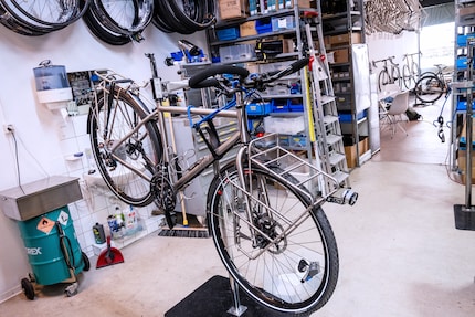 Almost done – this Hilite bike will soon travel to Finland.
