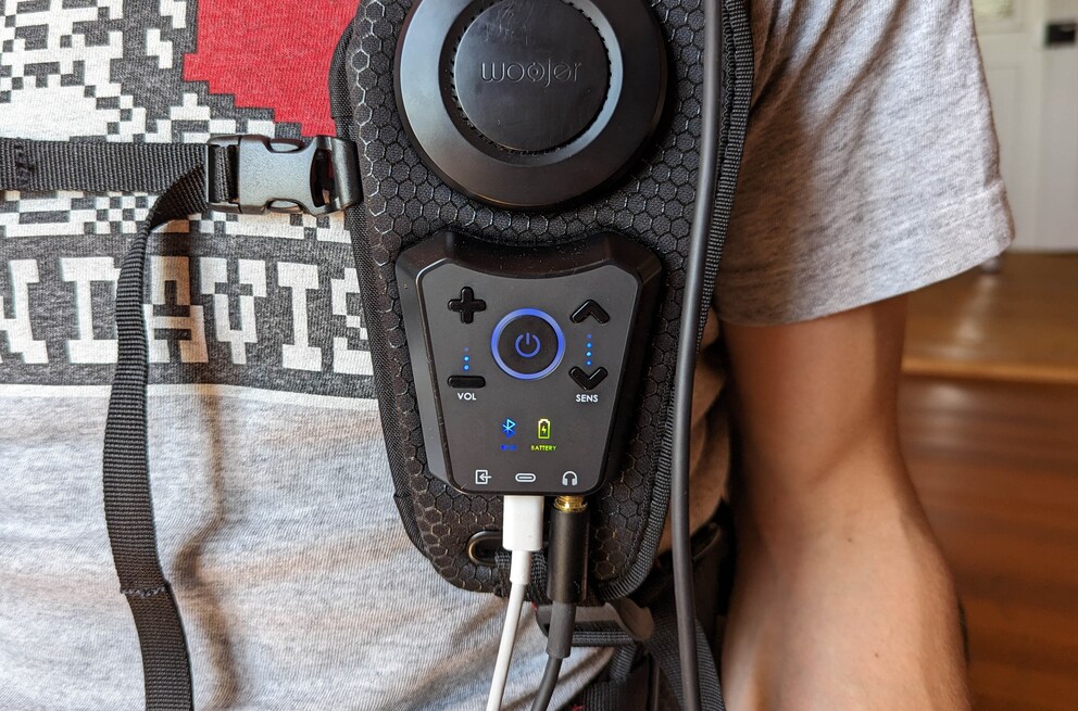 Woojer Vest 3 review a vibrating gamer vest wacky, but kind of awesome Galaxus