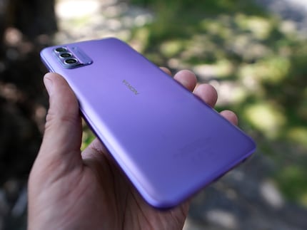 The back is made of recycled plastic and comes off easily with the right tools.