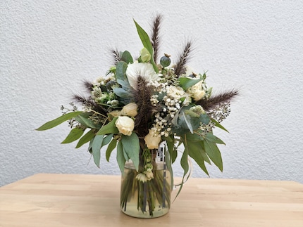 My bridal bouquet: Not quite in shape anymore, but still beautiful.