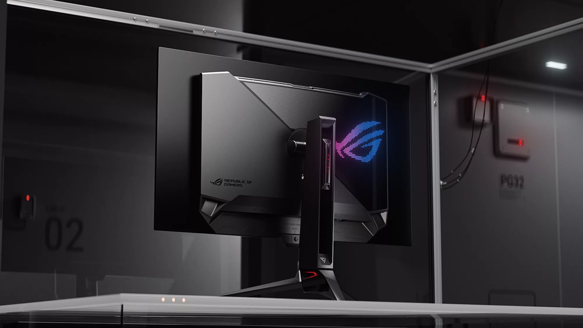 According to Asus, the custom heatsink on the back reduces the risk of burn-in.