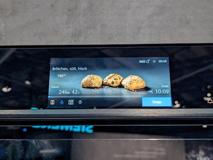 Über den Touchscreen stellst du ein, was wie stark gebacken werden soll. 