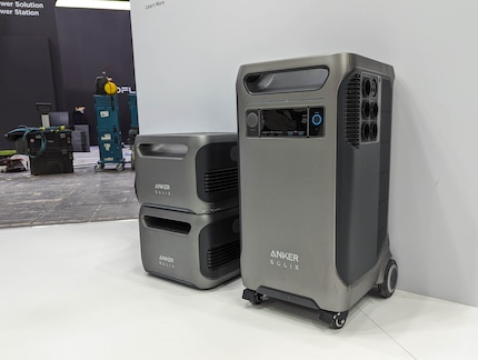 Die Zusatzbatterien der Anker Solix F3800 haben keine Rollen.