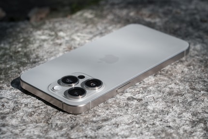Das iPhone 15 Pro Max liest den Sensor der Hauptkamera in 5 Millisekunden aus.