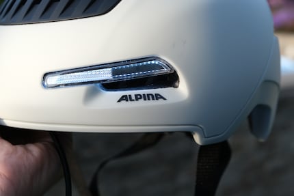 Die einzelnen LED verschmelzen fast zu einem durchgehenden Lichtband.