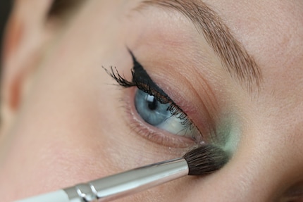 A dash of colour: simply accentuate the inner corners of your eyes with eye shadow.