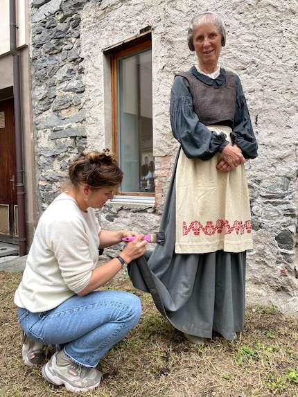 Ursina Schmid on the set of « Jakobs Ross».