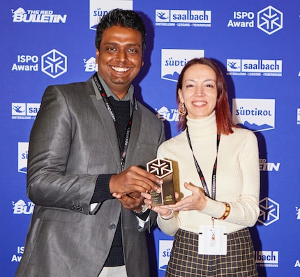 Janith Dushyantha, Femography's Tech Innovation Lead, and CEO Pilar Diaz are delighted to receive the ISPO Award.