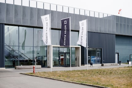 Auch wenn sie jahrelang leer standen, wirken die Industriehallen in Bitterfeld immer noch modern.