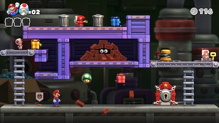 Toad (top left in the picture) seems small, but is too big for this passageway. Seriously?