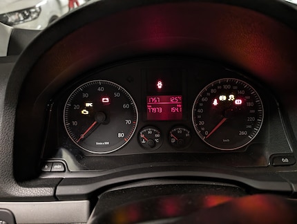 Now that’s frustrating: all the warning lights are on in the cockpit, but the engine won’t start.