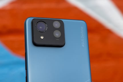 The cameras on the back are set in a raised casing.