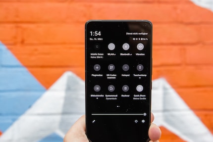 With Asus’ small icons, you can fit more quick settings on a page than with Google’s large buttons.
