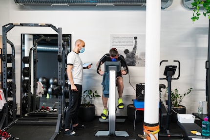 Pedalling on the ergometer was easy at first. Not so much here.