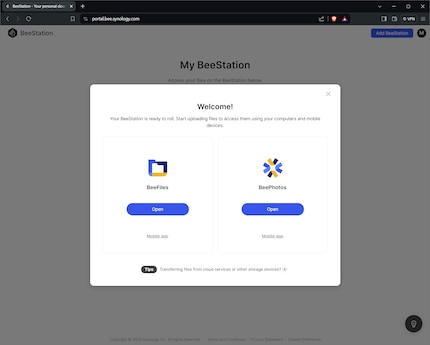 Synology weist stets auf alles Wichtige hin. Auch wenn du eine der Applikationen startest, folgt daraufhin wieder ein neues Fenster, das bei der ersten Nutzung mit Tipps hilft.