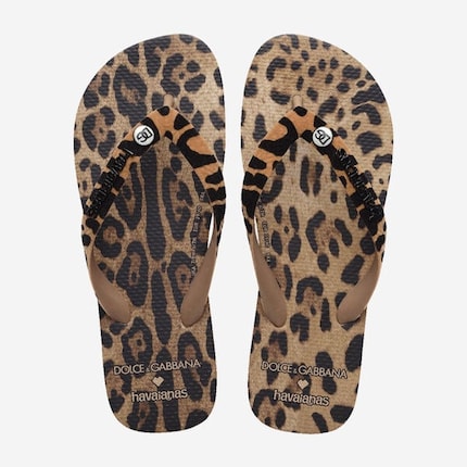 You pay over 100 francs more for this model from the collaboration with Dolce & Gabbana.