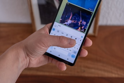 The Sony Xperia 10 VI can be operated one- handed.