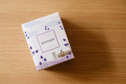 Provence is inspired by the picturesque region in the south of France, which is known for its lavender fields, fragrant herbs and Mediterranean nature.