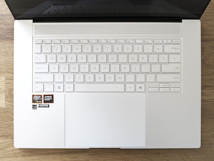 In addition to the right Alt key, there is also a co-pilot key. I could (still) do without it.