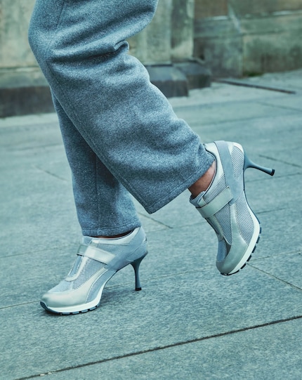 The Tepper shoe from Sneex costs the equivalent of over 500 francs.