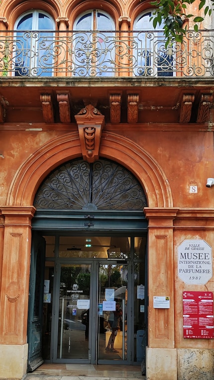 Le Musée International de la Parfumerie is also worth a visit.